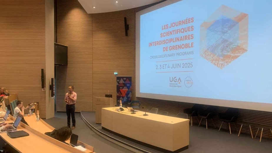 Bilan et perspectives des 21 Cross disciplinary programs de l’Université Grenoble Alpes